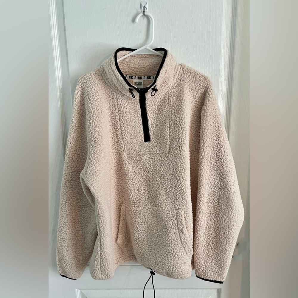 Women’s Sherpa pullover size large